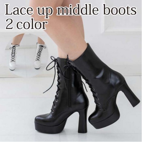 編み上げミドルブーツ