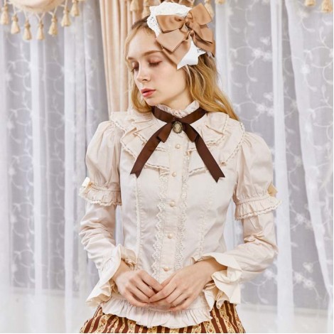 カメオリボンつきスタンドカラーフリルブラウス