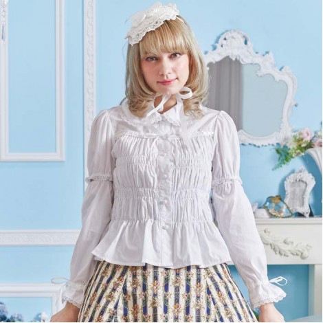 シャーリングレースブラウス