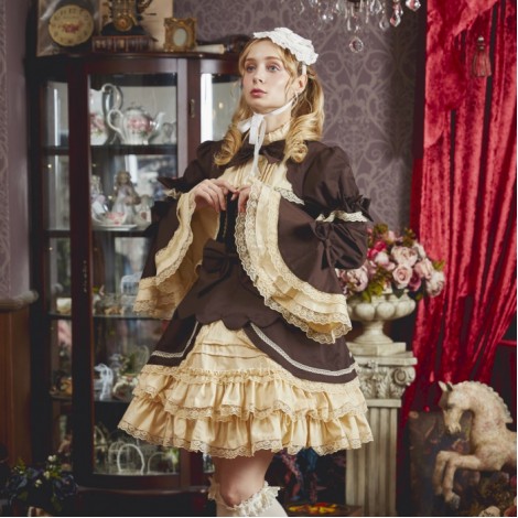 姫袖とたっぷりフリルのバイカラードレス