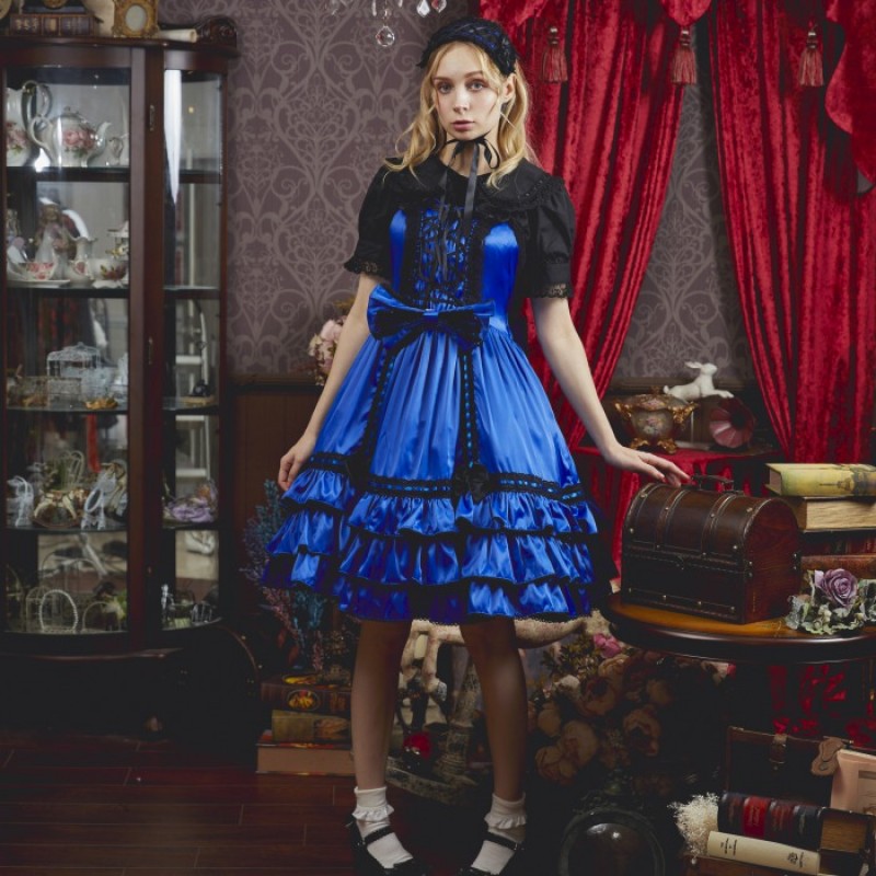 光沢素材のド�...