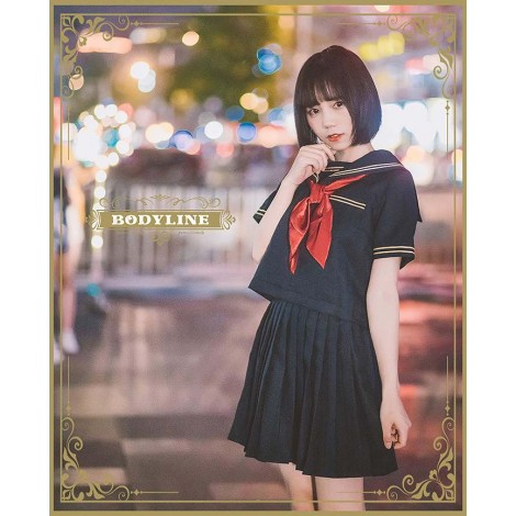 金ライン紺×赤スカーフセーラー夏服