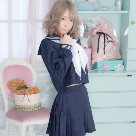 紺×白スカーフセーラー服