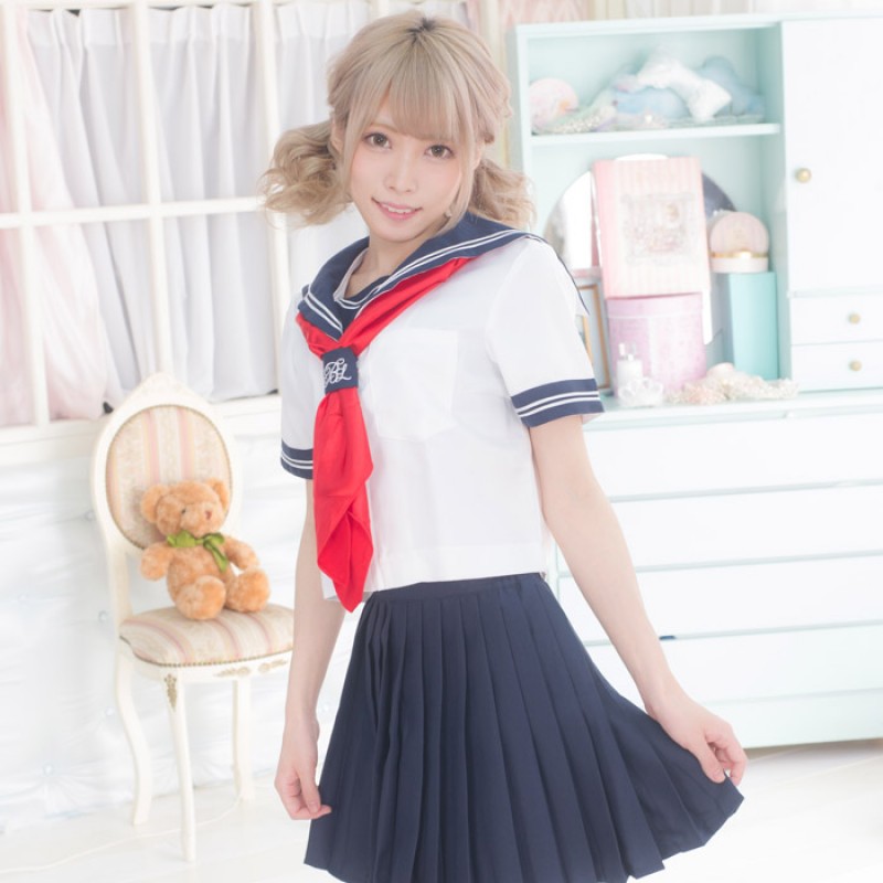 赤スカーフつ�...