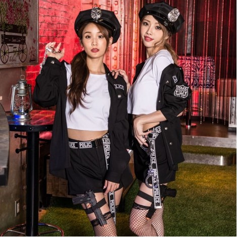 韓国風シャツジャケットポリス8点セット(拳銃・手錠付き)